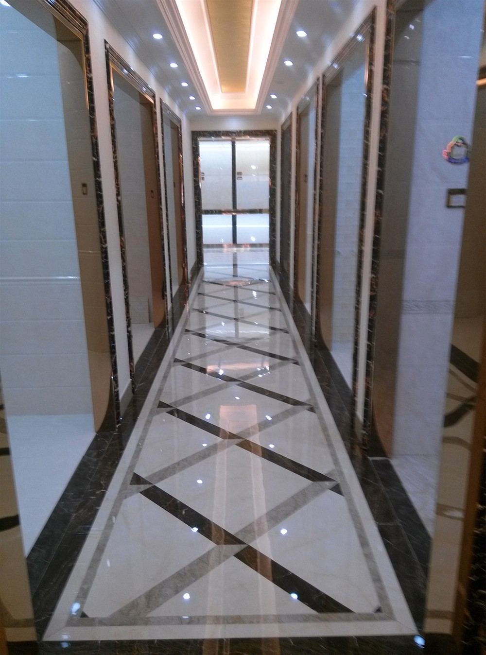 永利yl23455瓷砖山西长治专卖店