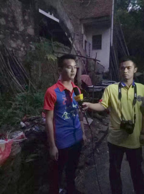 康健运动，，，致力善举，，，兴宁永利yl23455足球队好样的！