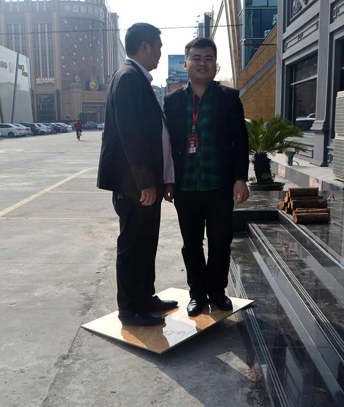  永利yl234559面通体大理石瓷砖  由内而外的完善升级-越裸越美 