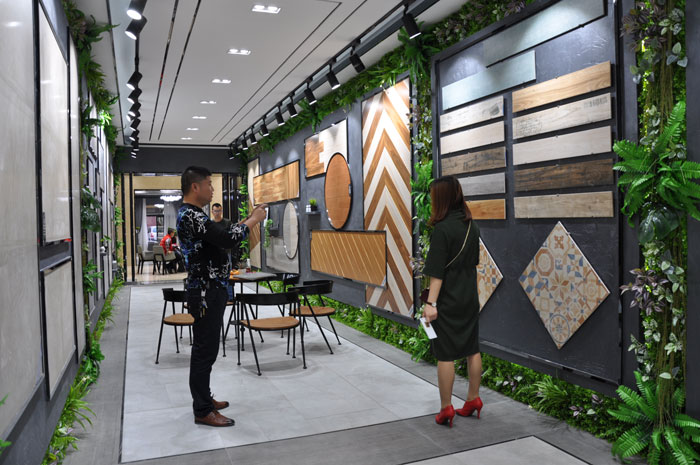 “一带一起  设计营销”，，与O2O零售新模式携手，，2017年，，永利yl23455将勇往直前，，开拓新战。。。。