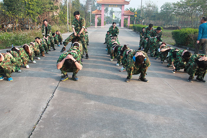 2017年2月13-15日，，，，，，永利yl23455“虎狼道”户外拓展训练圆满竣事