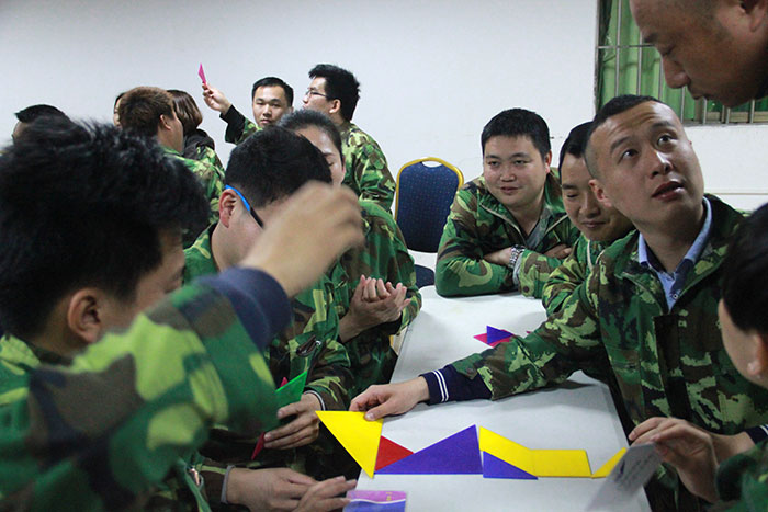 2017年2月13-15日，，，，，，永利yl23455“虎狼道”户外拓展训练圆满竣事